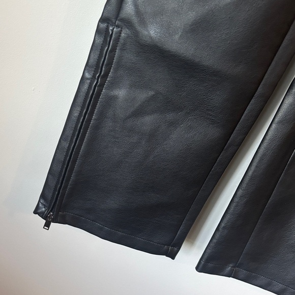Workshop high rise Wide leg zipper opening black faux leather pants size small - Picture 3 of 10